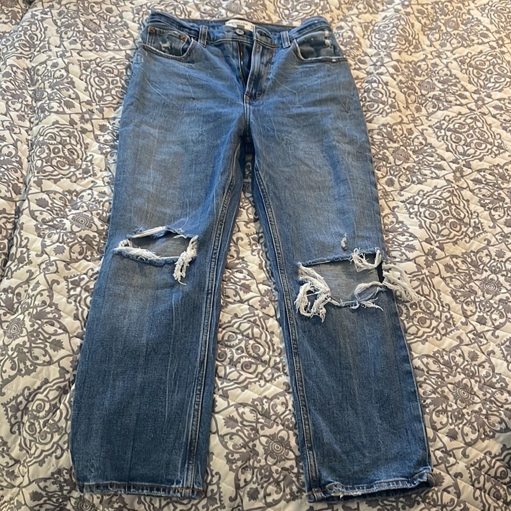 Abercrombie Curve Love Ultra High Rise Ankle jean